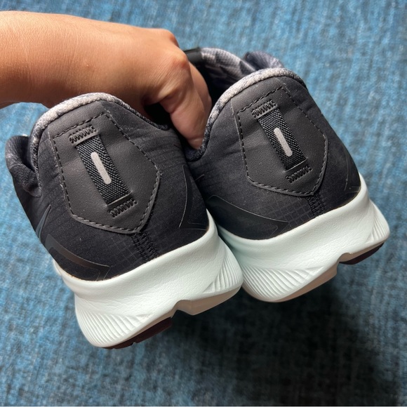 Saucony Ride 15 Runshield Running Shoes in Miles To Go - Picture 7 of 9